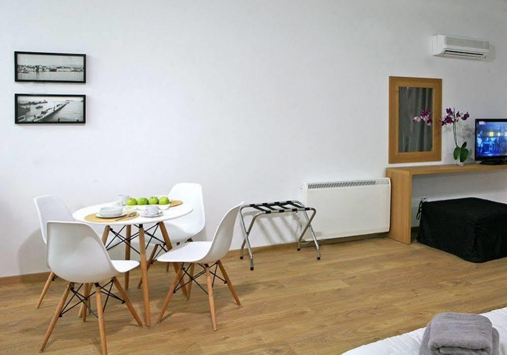Corina Suites And Apartments Лимасол Екстериор снимка
