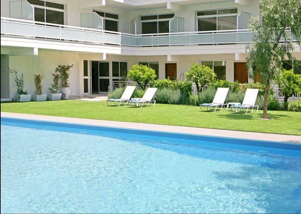 Corina Suites And Apartments Лимасол Екстериор снимка