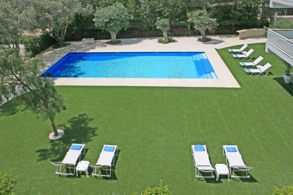 Corina Suites And Apartments Лимасол Екстериор снимка