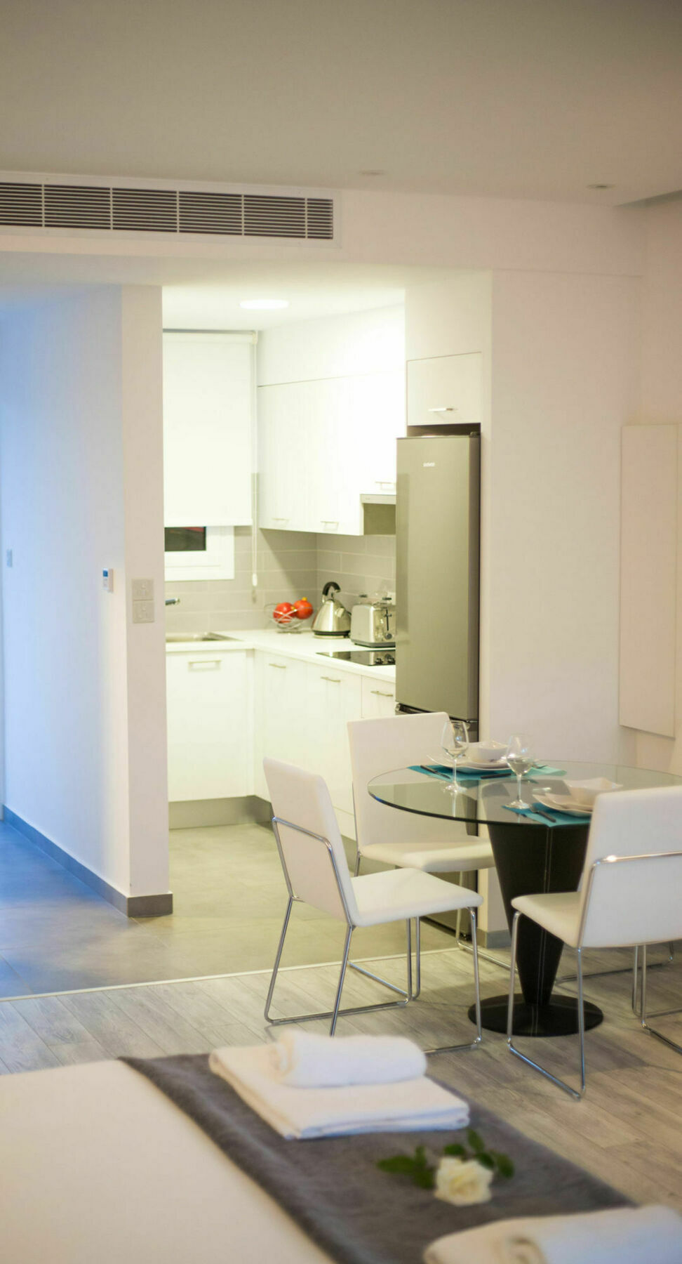 Corina Suites And Apartments Лимасол Екстериор снимка
